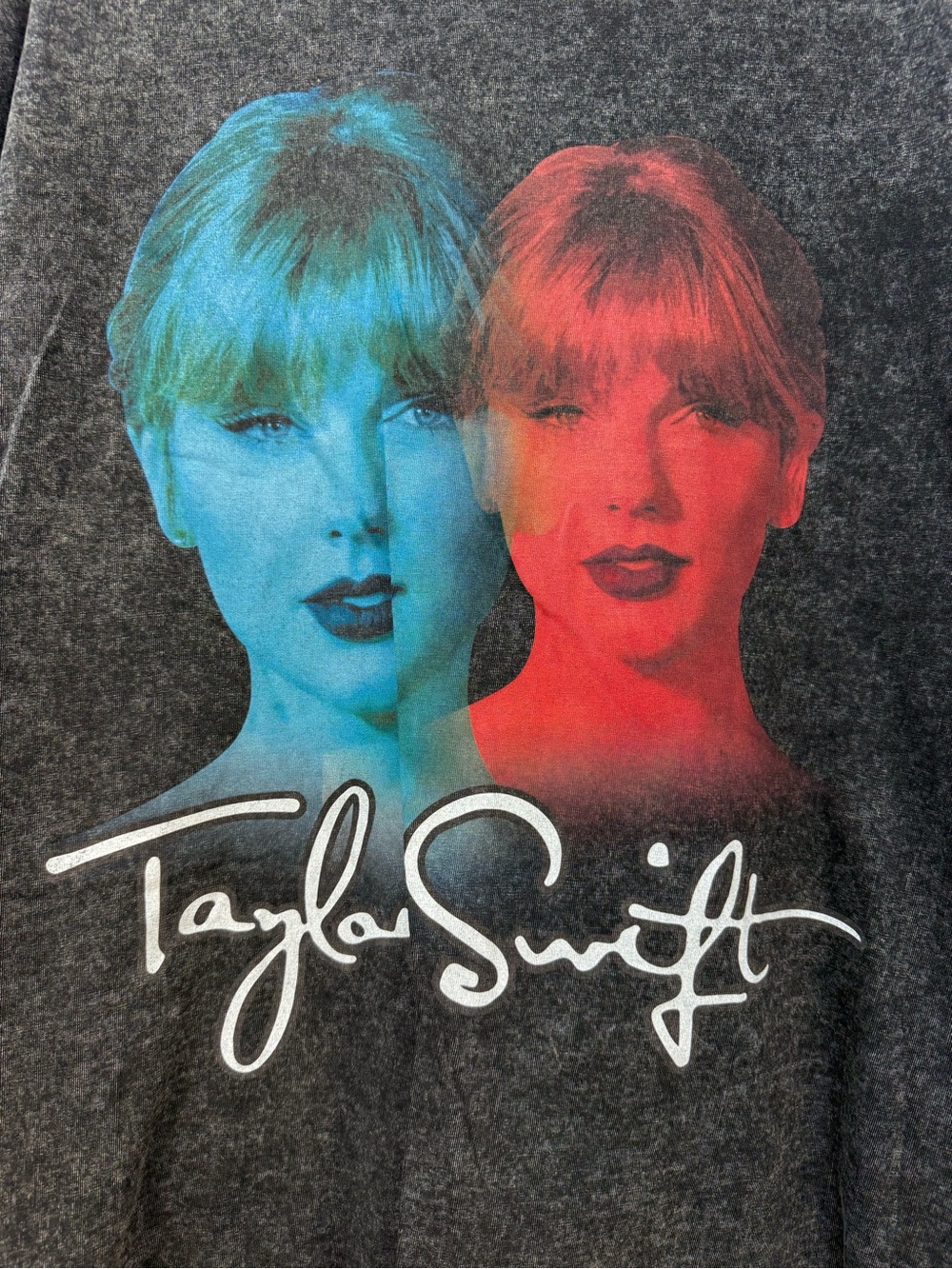 Taylor Swift Black Acid wash Tee with Blue & Red Dual Portraits - Picture 2 of 4